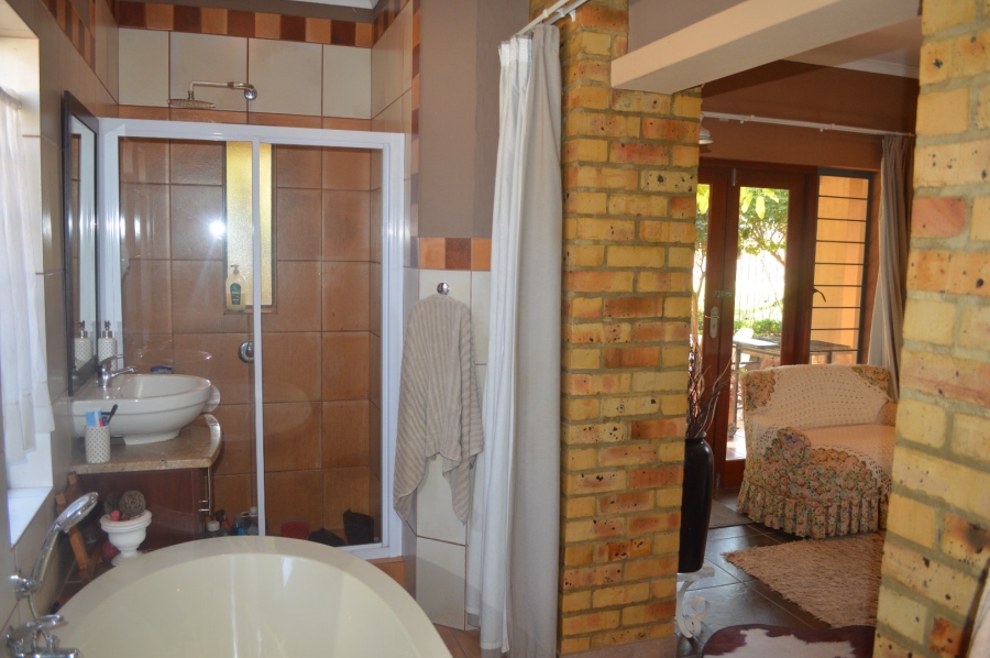 4 Bedroom Property for Sale in Doringkruin North West